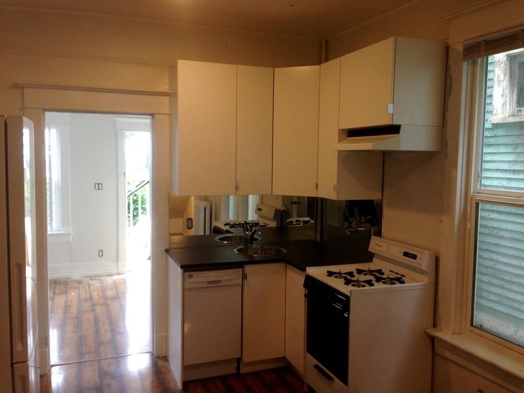 listing image 1102894346170306679