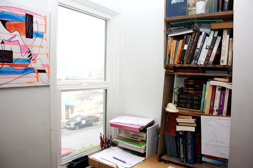 listing image 1108128501977725230