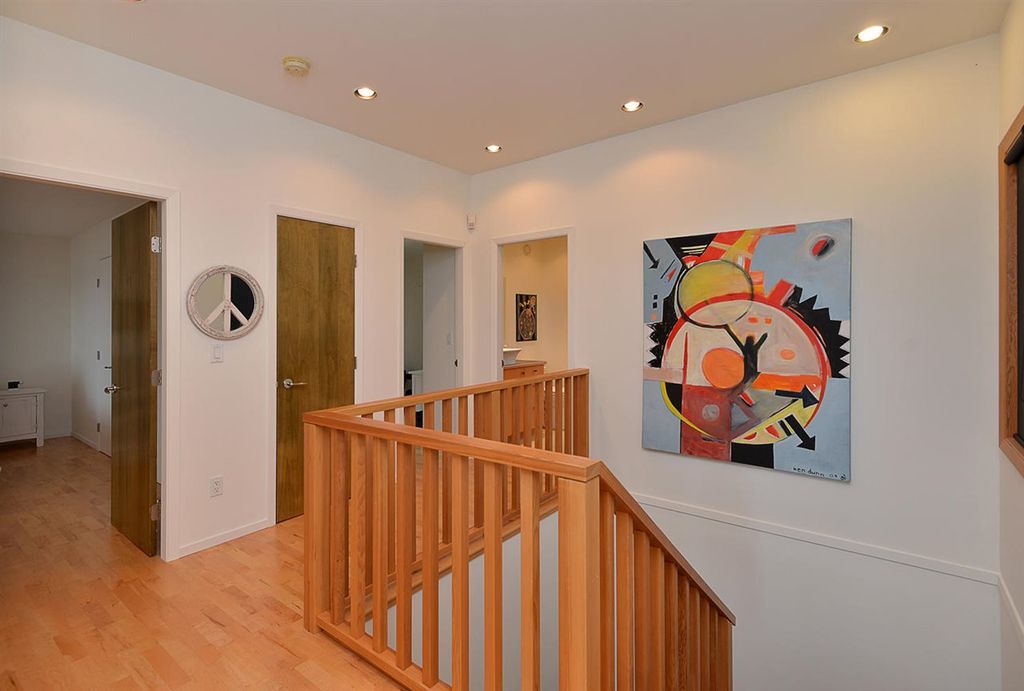 listing image 1103707707122343057