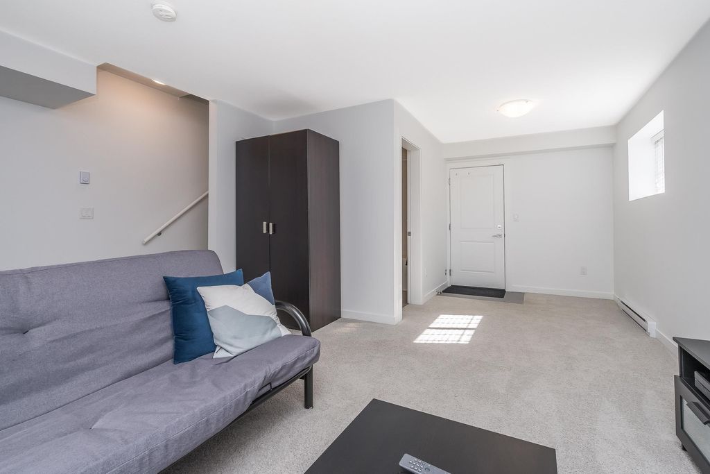 listing image 1102754608226883210