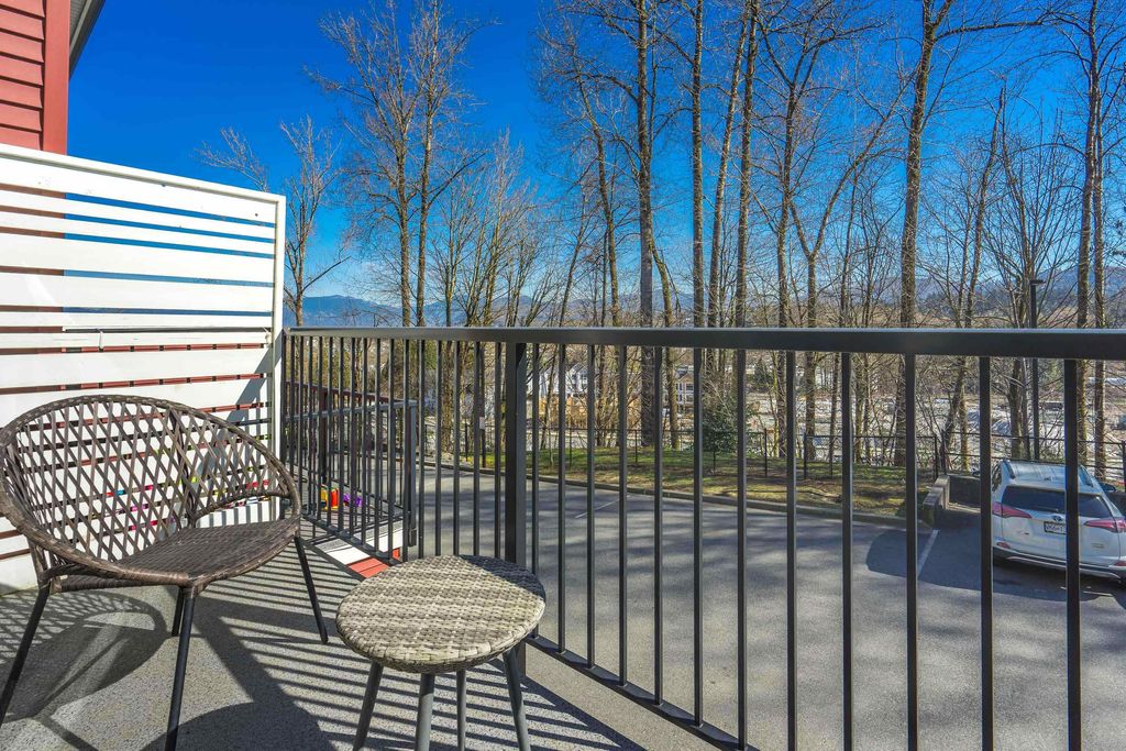 listing image 1103370785105516991