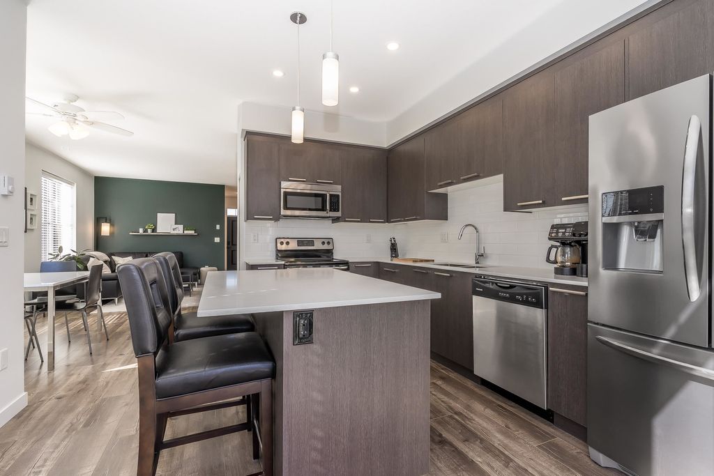 listing image 1103376938118614998