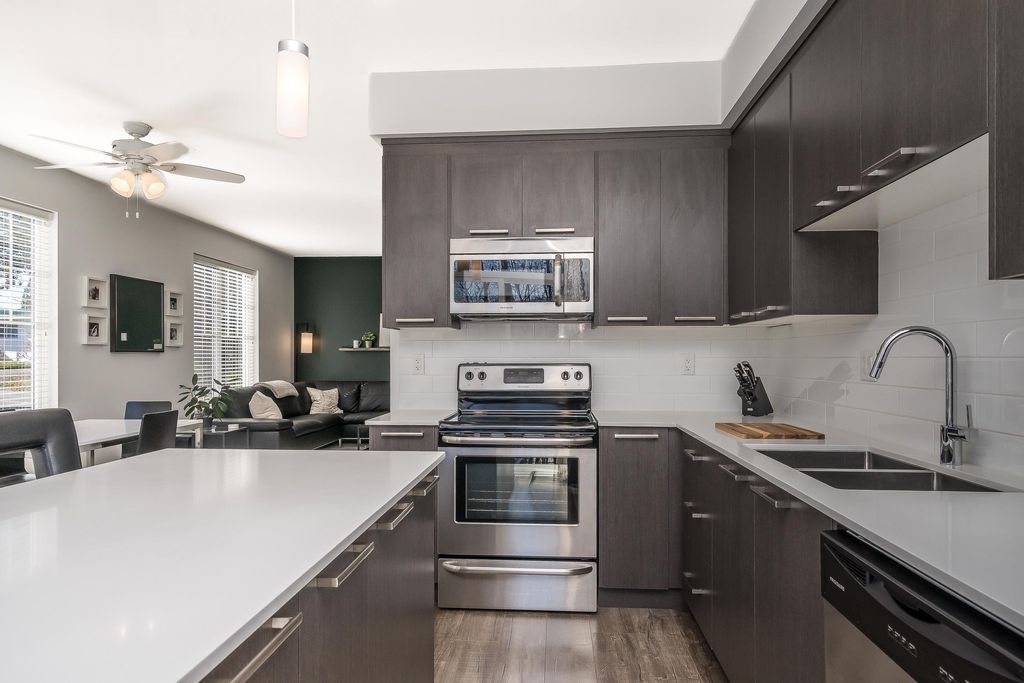 listing image 1100152034929799970