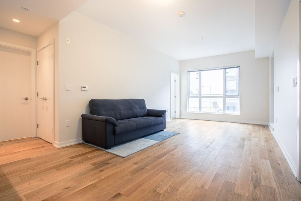 listing image 1101278002330173621