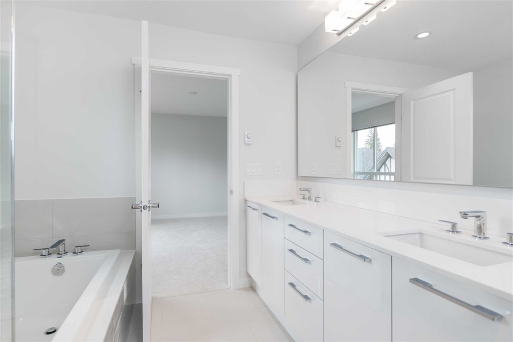listing image 1109390515201469923