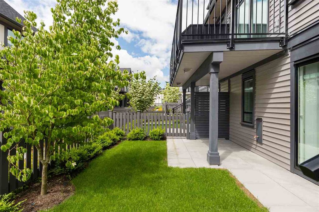 listing image 1109508878733181495