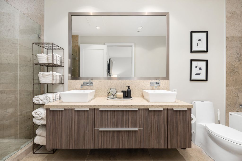 listing image 1100920201941559063