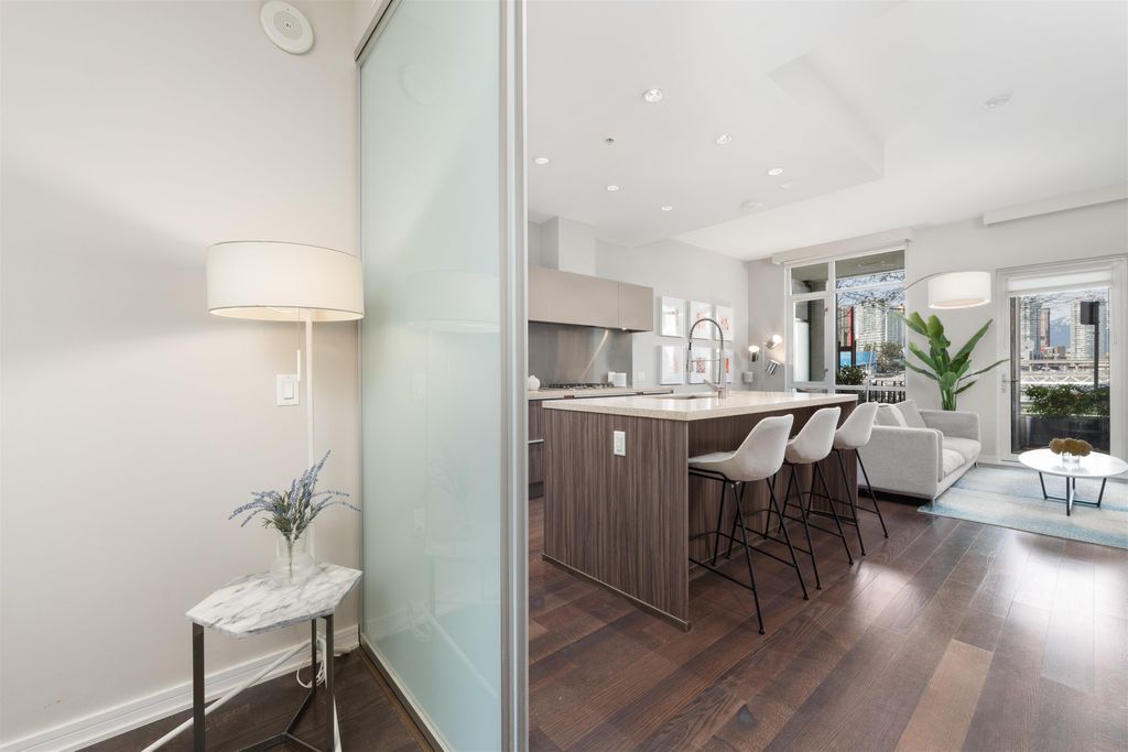 listing image 1103498721668214321