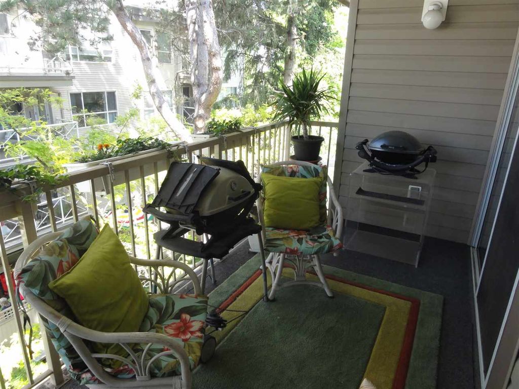 listing image 1102751266064862404