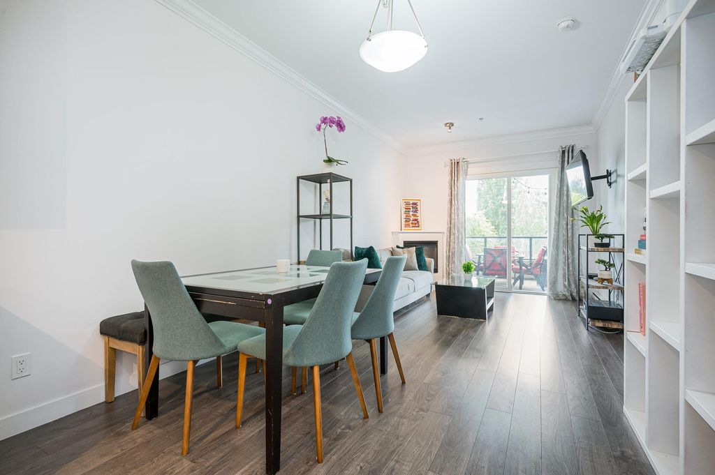 listing image 1103983474641966203