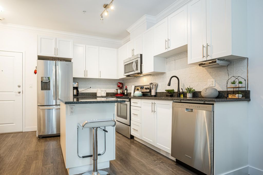 listing image 1105814484964815305