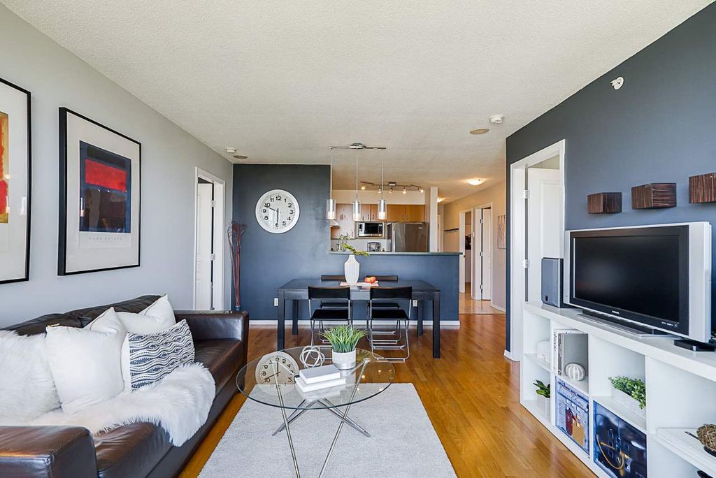 listing image 1102517904327940178