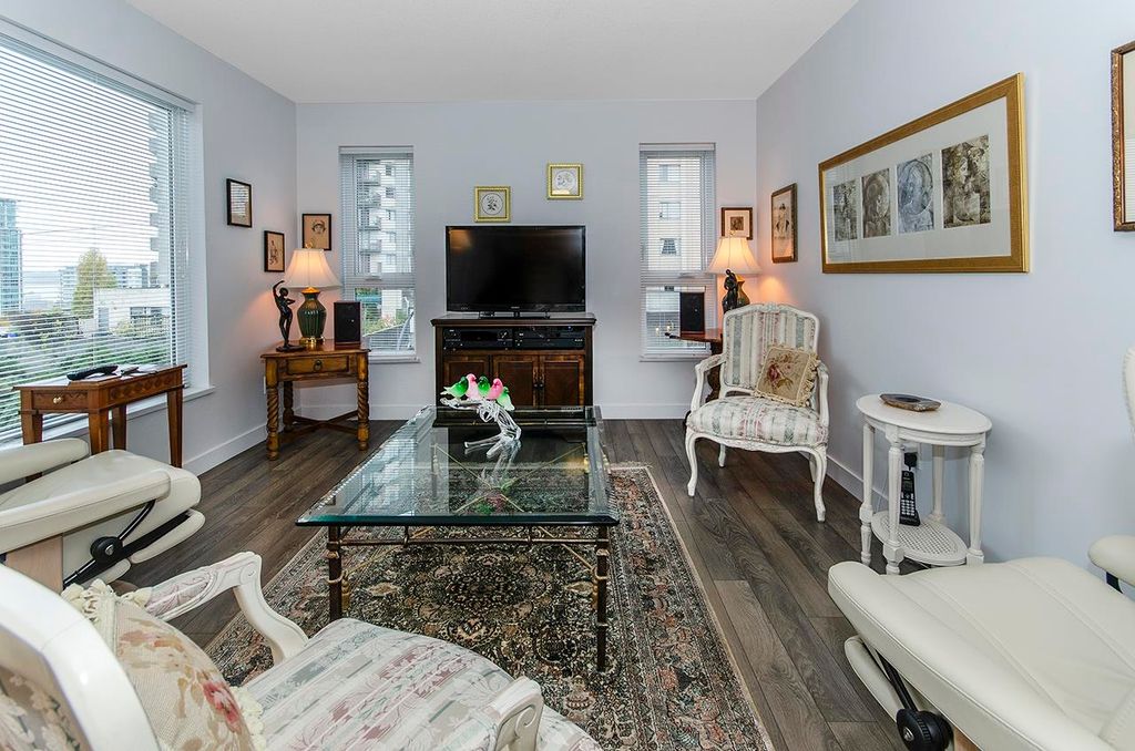 listing image 1107278049841250122