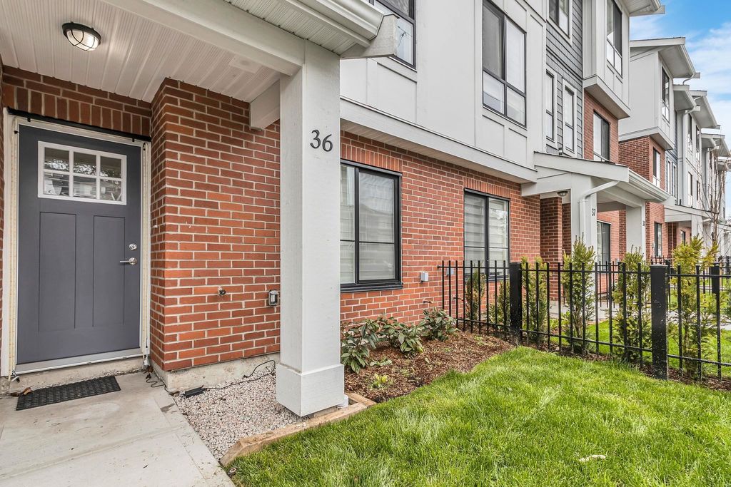 listing image 1102460689135631789