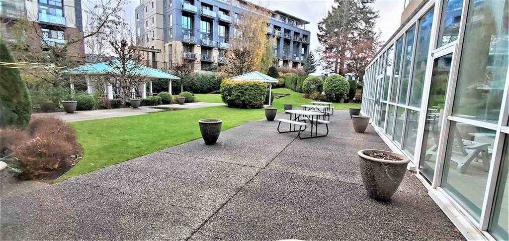 listing image 1104891798651981853