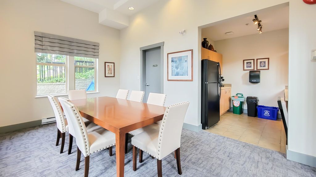 listing image 1100959930380565854