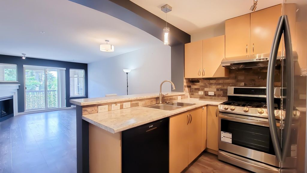 listing image 1102885889150189033