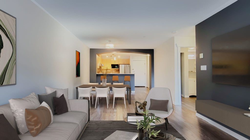 listing image 1103463411566894934