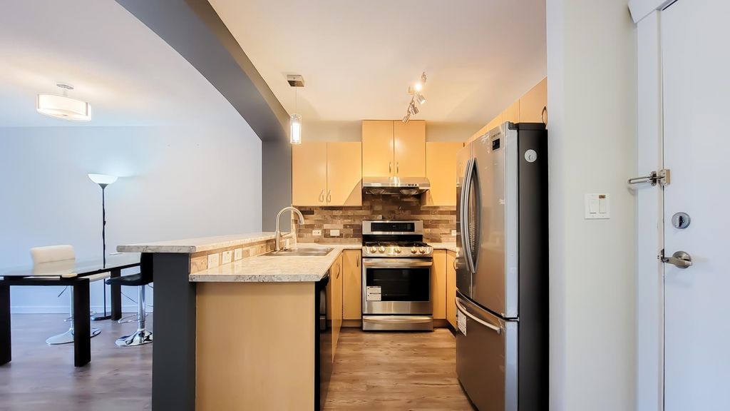 listing image 1107741498779974865