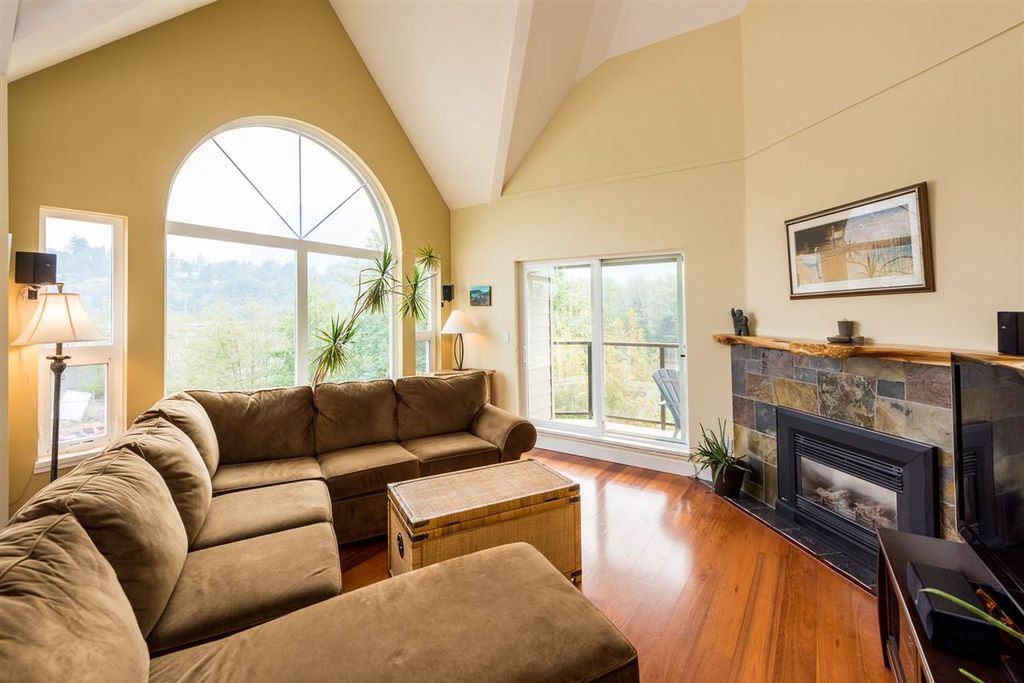 listing image 1104262053686814057