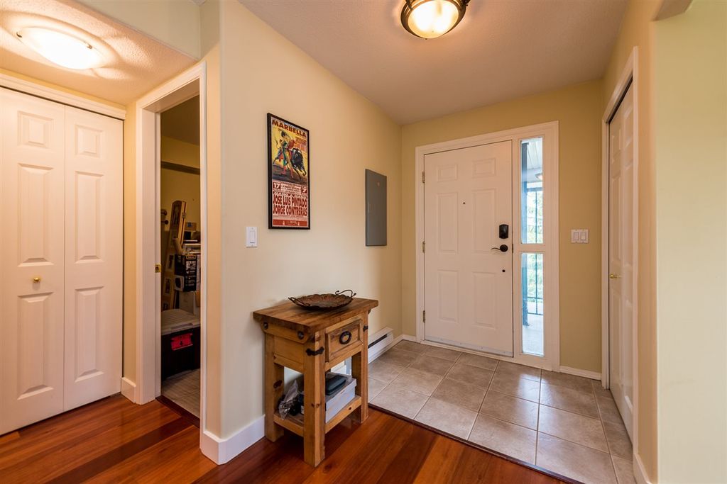 listing image 1108354373631397609