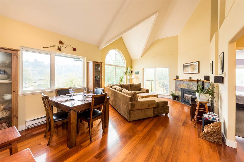 listing image 1109497154901398777