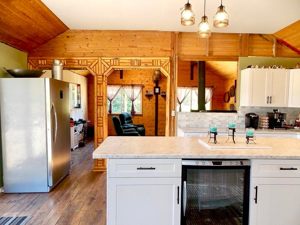 listing image 1101288082317408711