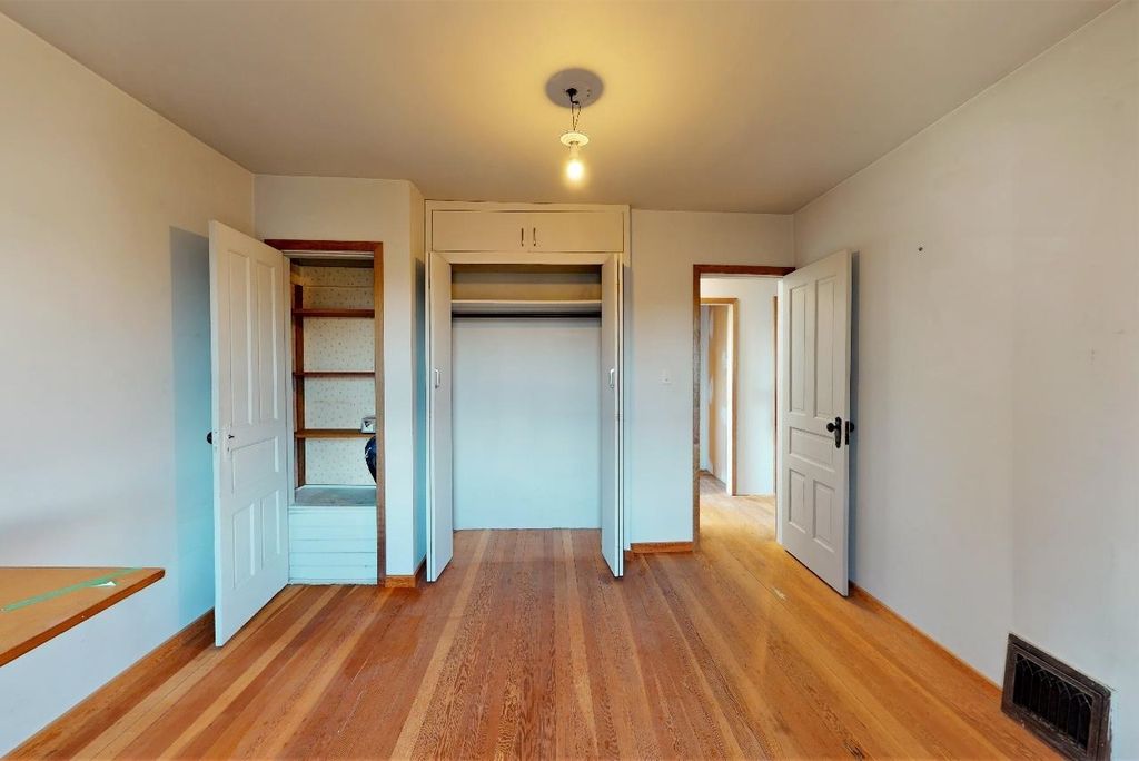 listing image 1102555119068431000