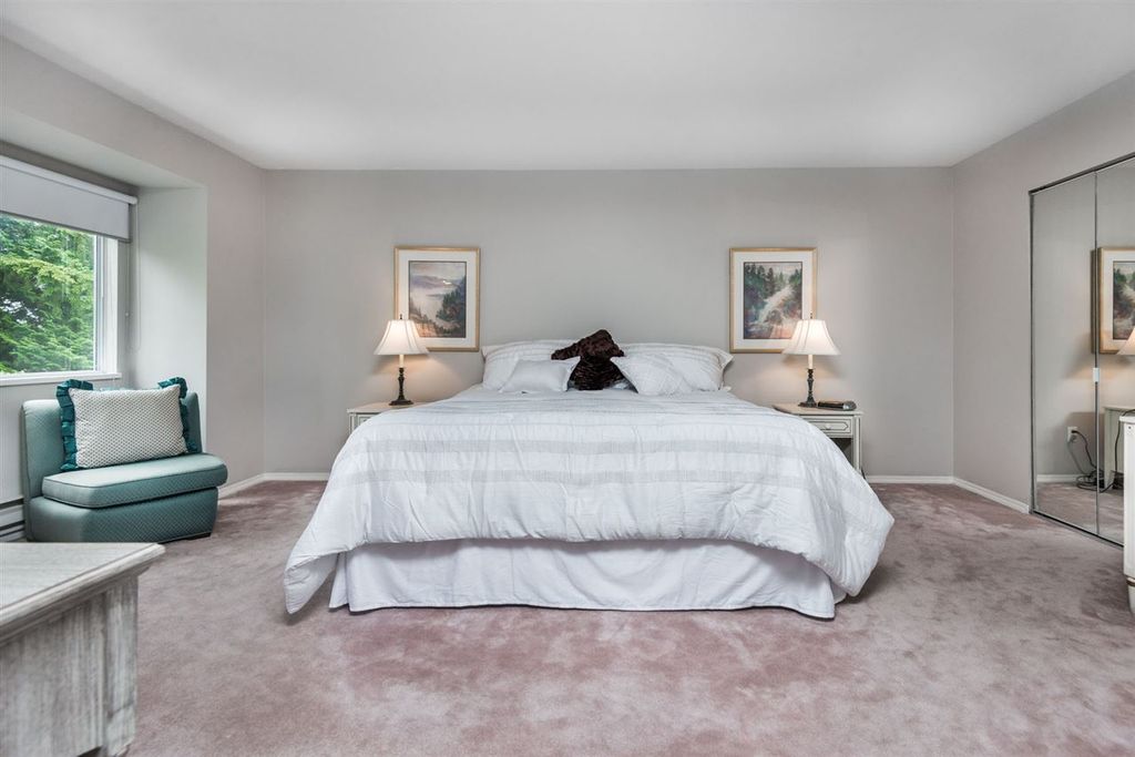 listing image 1100065694356222731