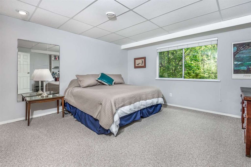 listing image 1101675211047464587