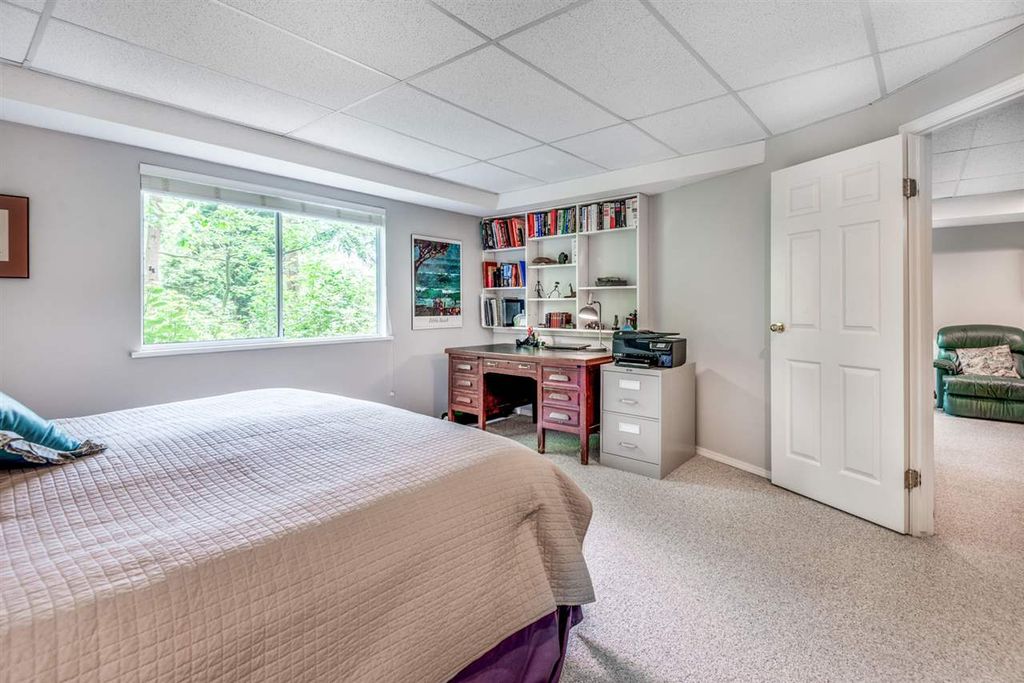 listing image 1109656533067044093