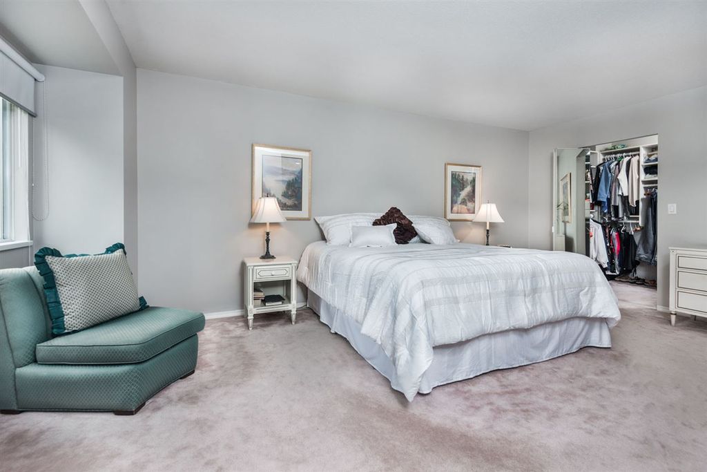 listing image 1105210395295608735