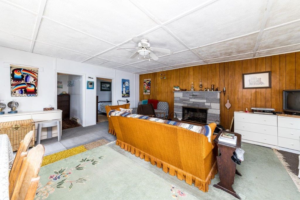 listing image 1104579381200204883