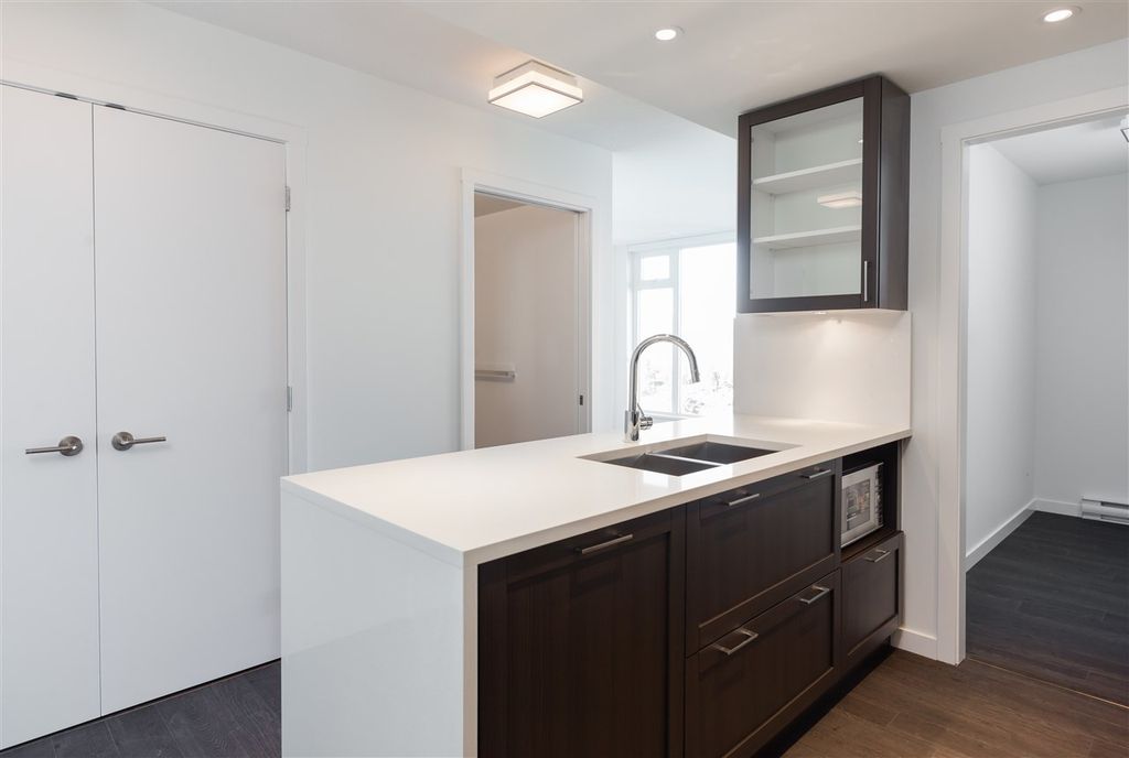 listing image 1109585947060050910