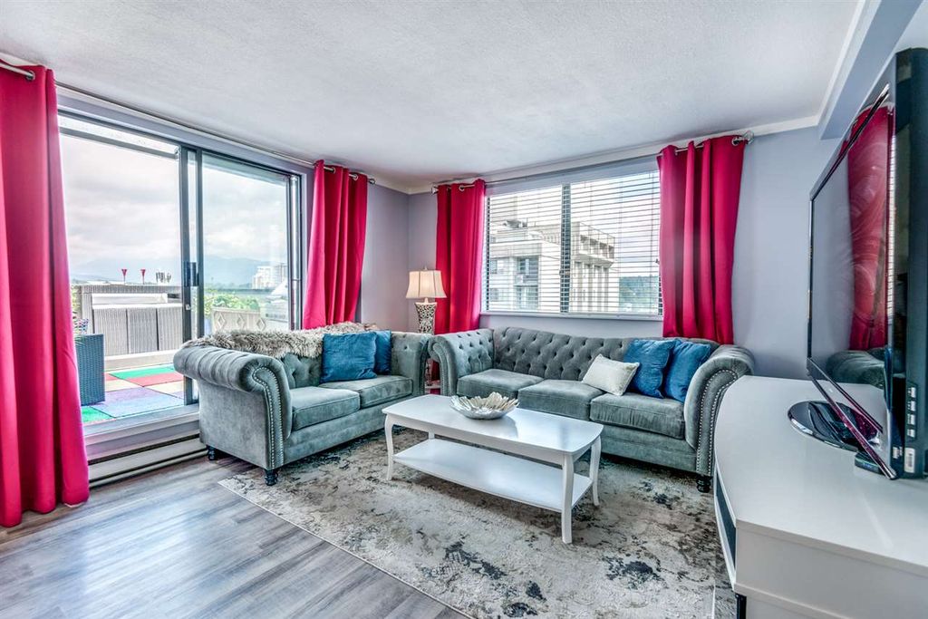 listing image 1104110835766118383