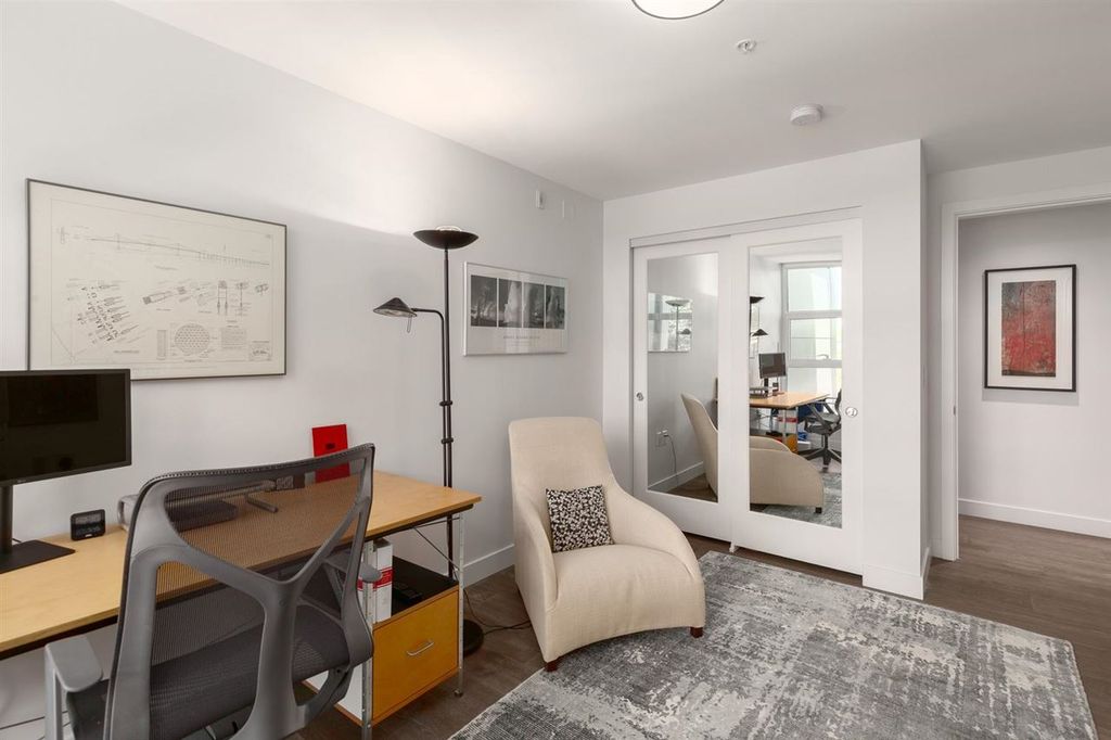 listing image 1108662812663825598