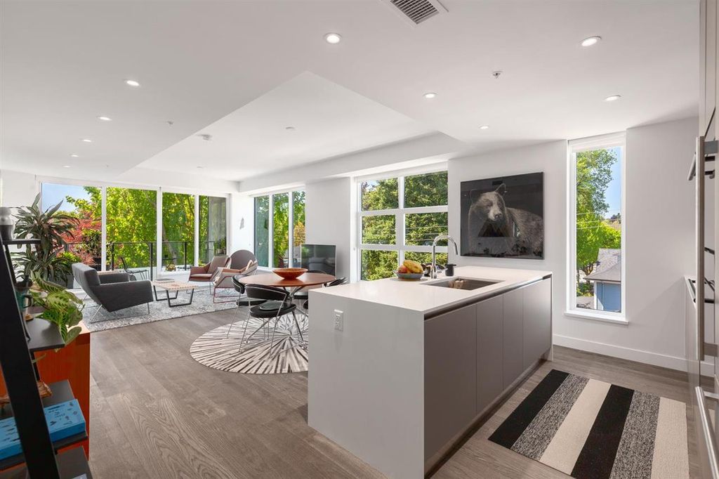 listing image 1100177165575290317
