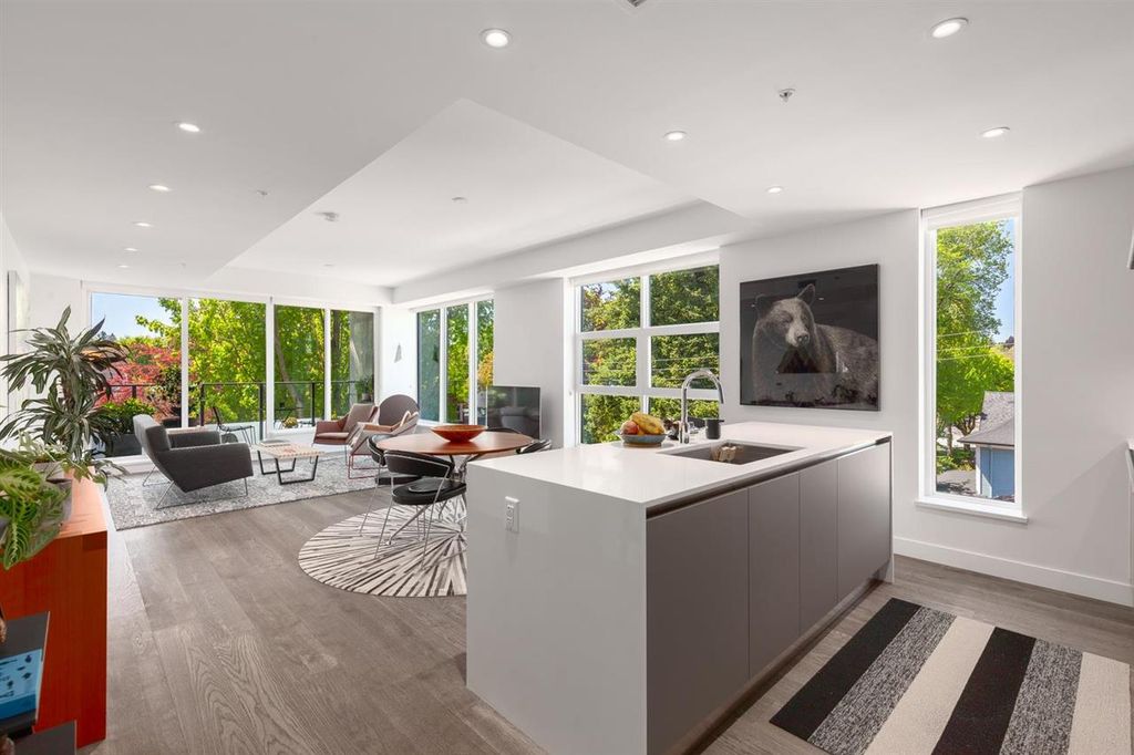 listing image 1107438309789103721