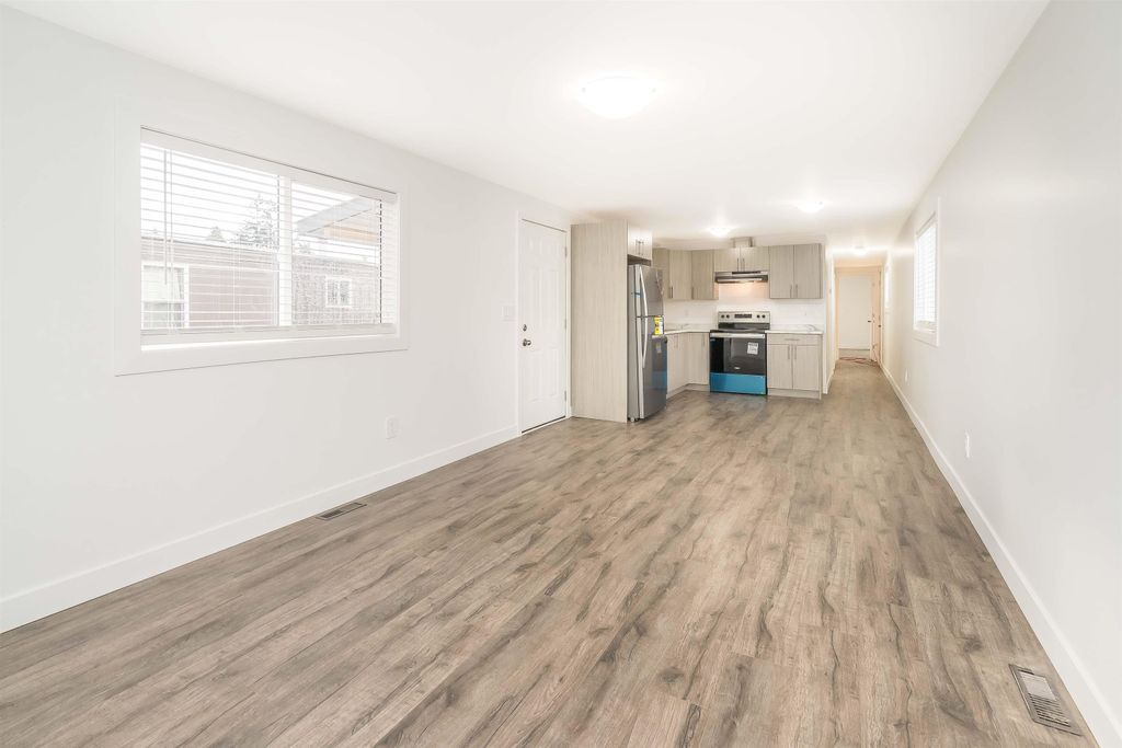 listing image 1105866902983528449