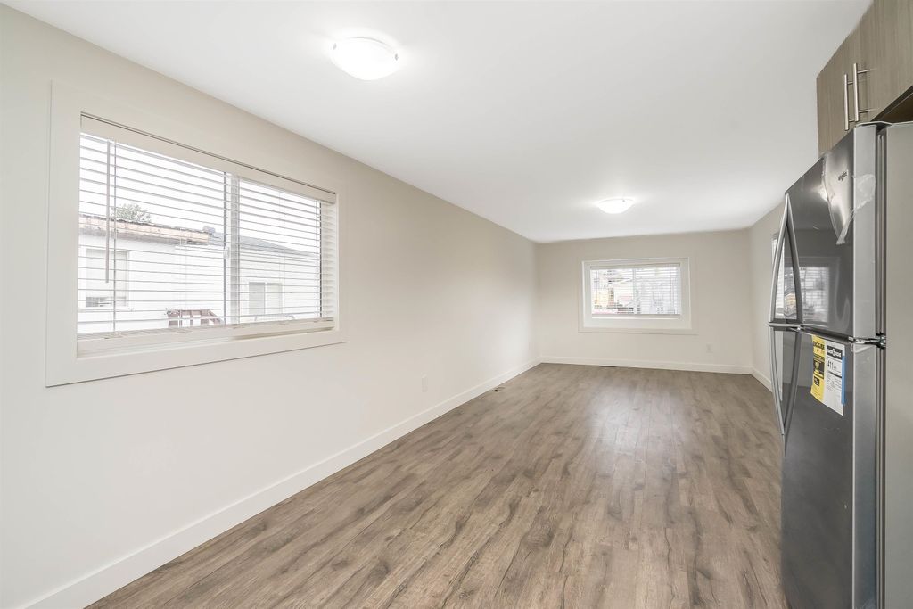 listing image 1108013056839992626