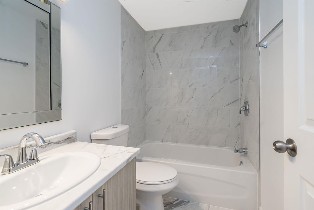 listing image 1105451631665572601