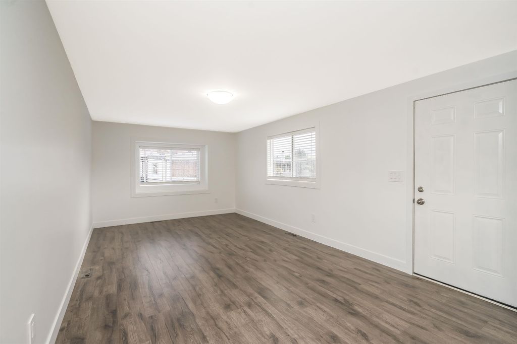 listing image 1105782194099059552