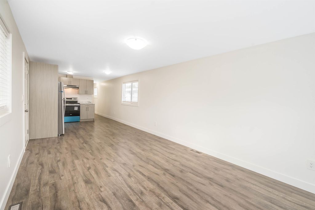 listing image 1107527582789816553