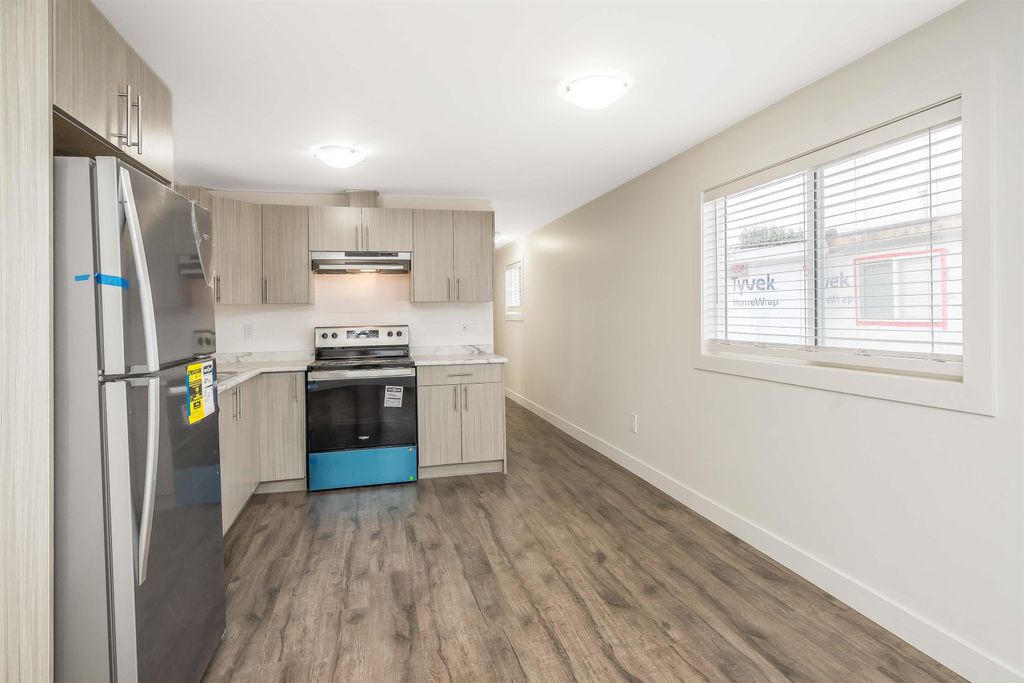 listing image 1100326602987500537