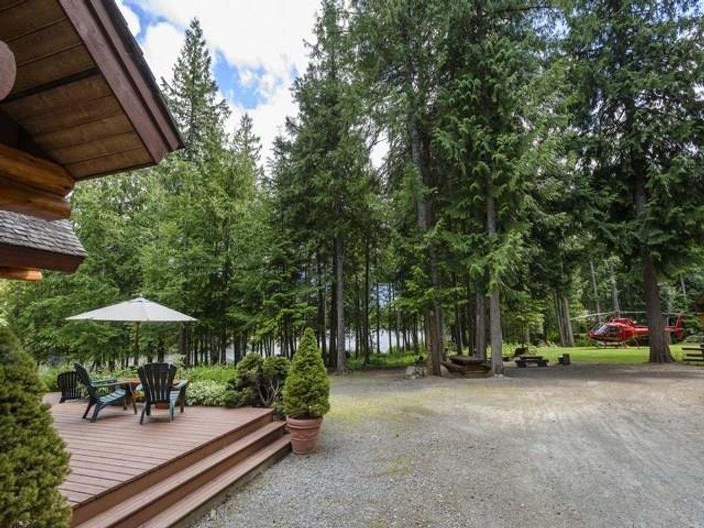 listing image 1106080498876555436