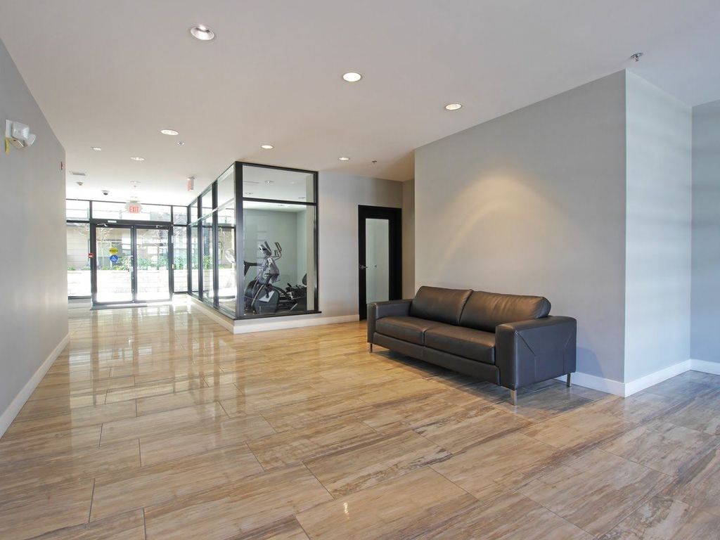listing image 1100855822749710101