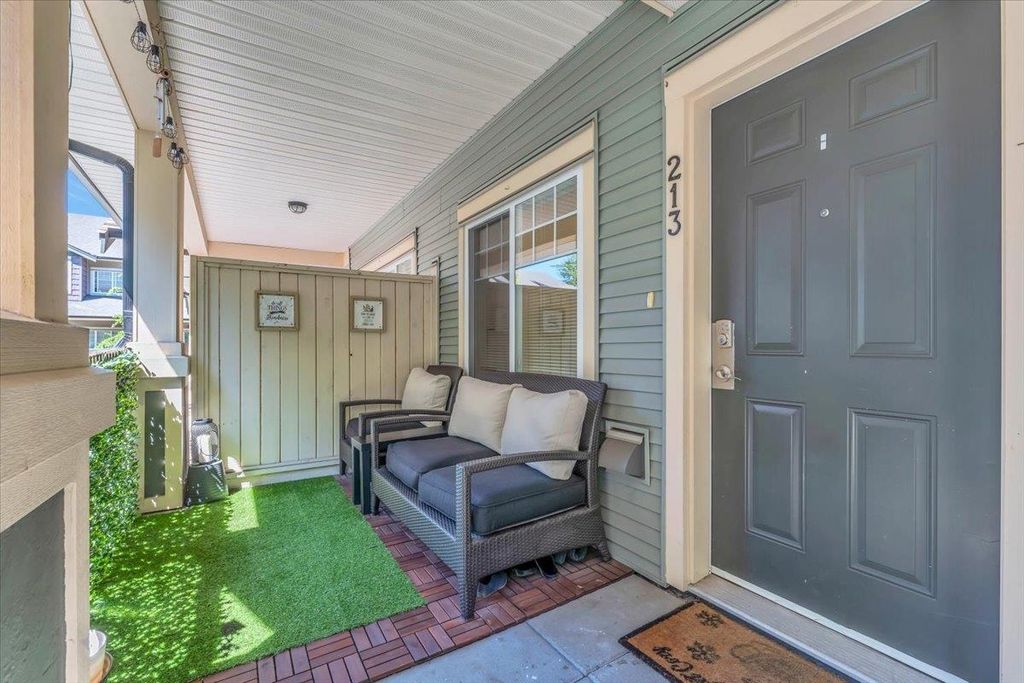 listing image 1100770856976758453