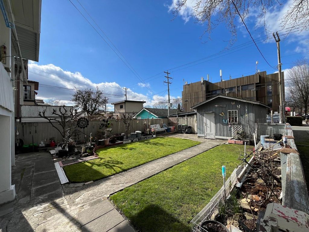 listing image 1105233904428794155