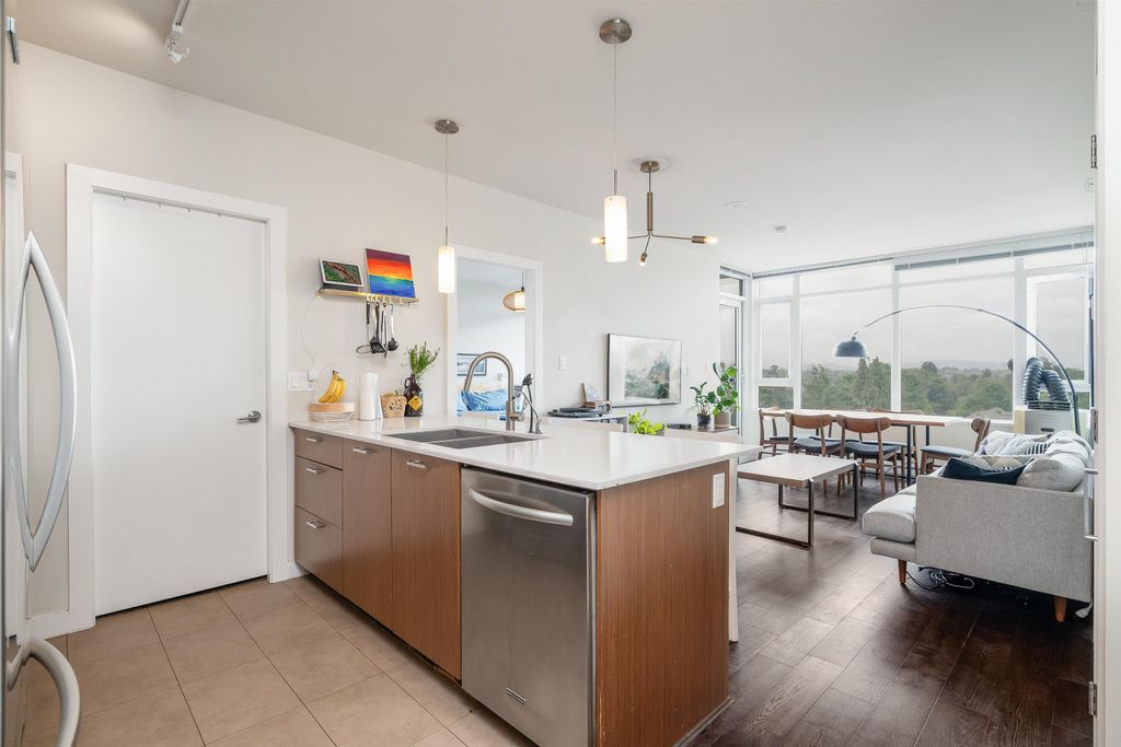 listing image 1102364907830213677