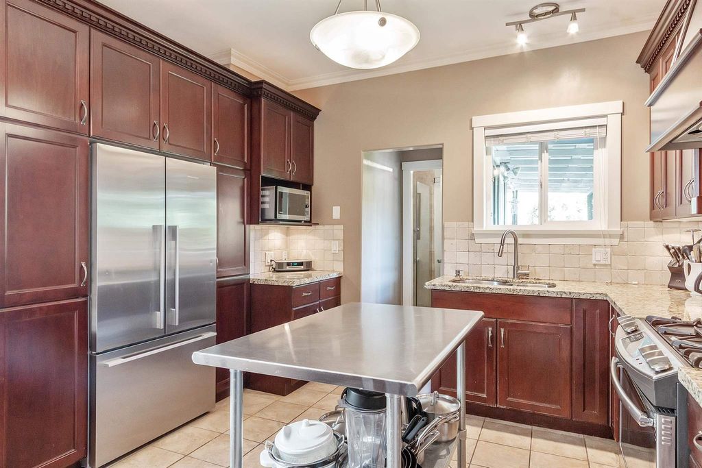 listing image 1107161458252349843